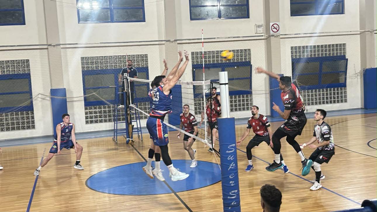 Αποκαρδιωτική εμφάνιση και ήττα στον Πειραιά