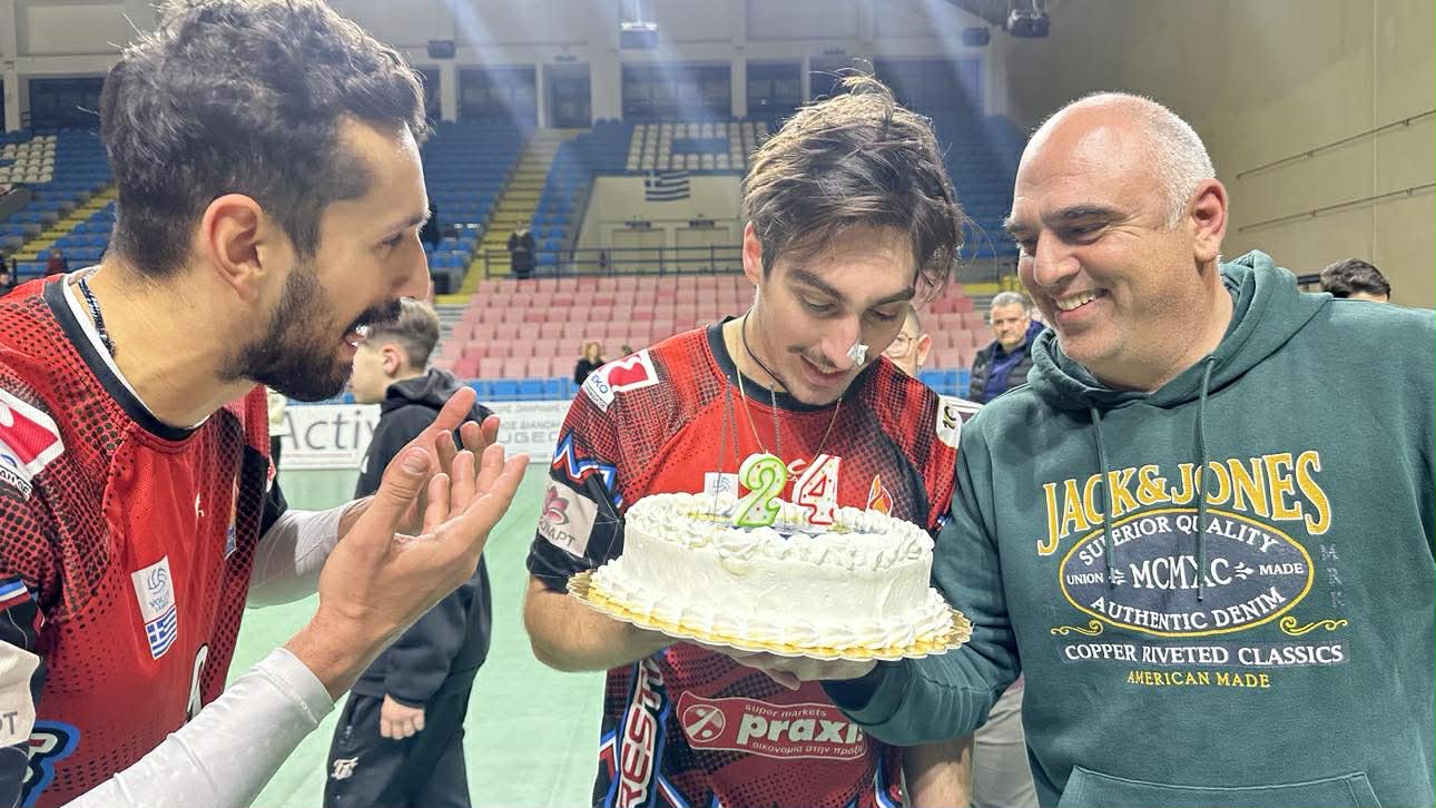 Γενέθλια στο γήπεδο για “Μπόζο”