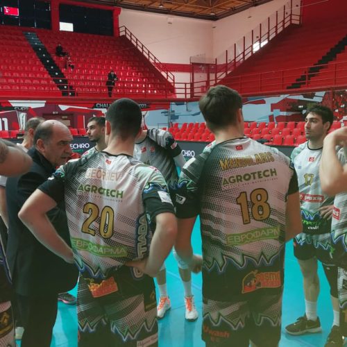 Για ένα αξιοπρεπές φινάλε στη Νέα Σμύρνη