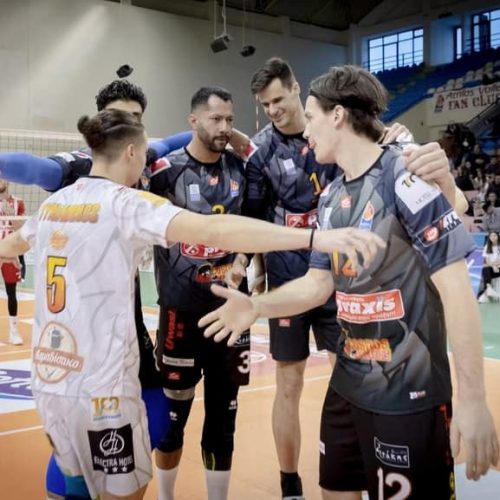 Νίκη-υποθήκη για την Ευρώπη ψάχνει με τον κόσμο του ο Άθλος