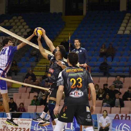 Λάθη και έλλειψη λύσεων στέρησαν στο 5ο σετ την επική νίκη-ανατροπή