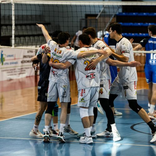 Photo by: Andreas Papakonstantinou / Tourette Photography